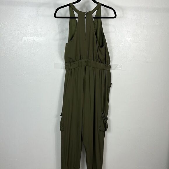 Venus Dark Green Halter Jewel Neck Tie Waist Jumpsuit Size 1X - Picture 4 of 13